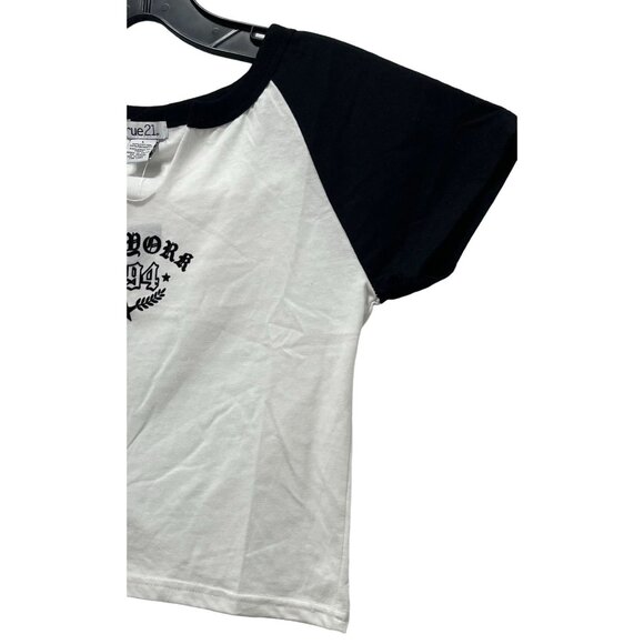 Rue 21 - Women's Short Sleeves T-Shirt - Graphic Tee - White - Large - Picture 12 of 12